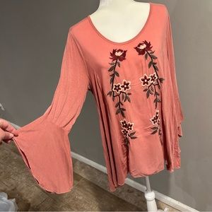 V Cristina Embroidered Tunic Shirt Bell sleeves Flowy Floral XL